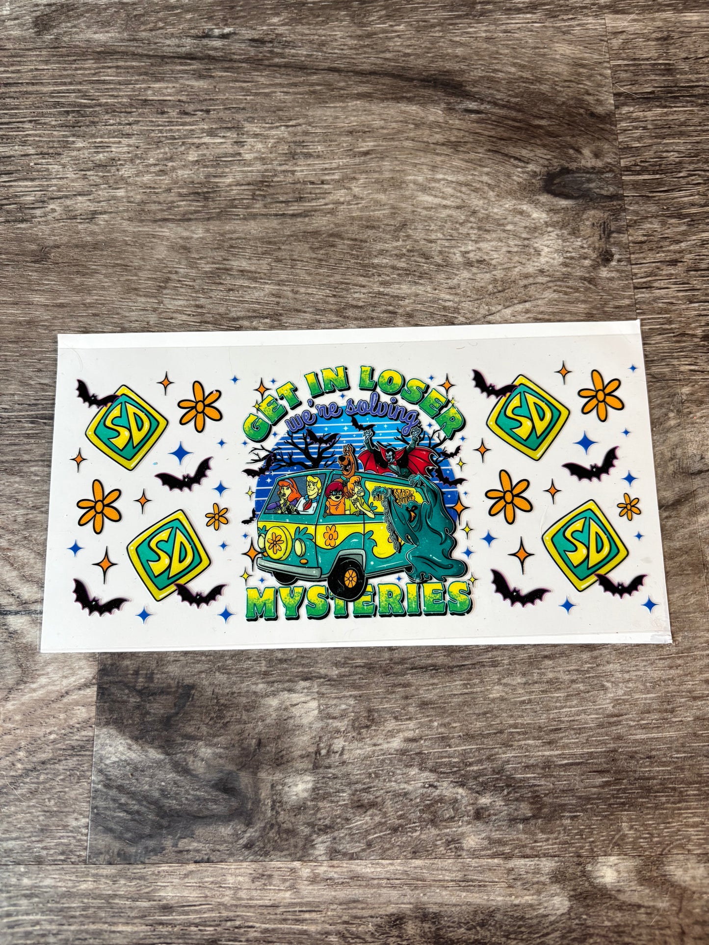 #215 Scooby-Doo Van & Crew